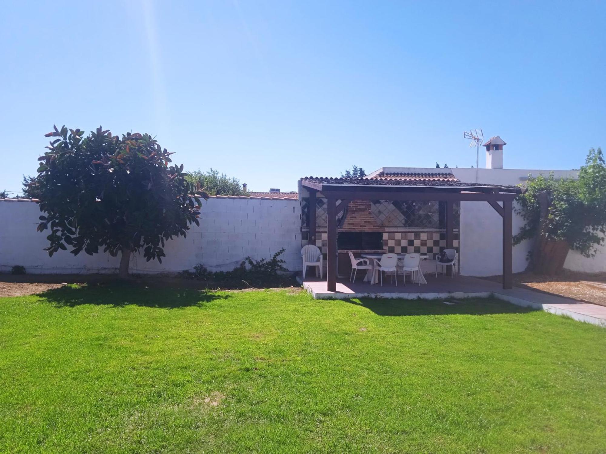 Agradable Chalet Con Piscina Para Escapadas. Chiclana de la Frontera Bagian luar foto